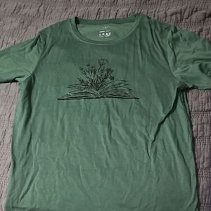 SHEIN Green Botanical Graphic Tee